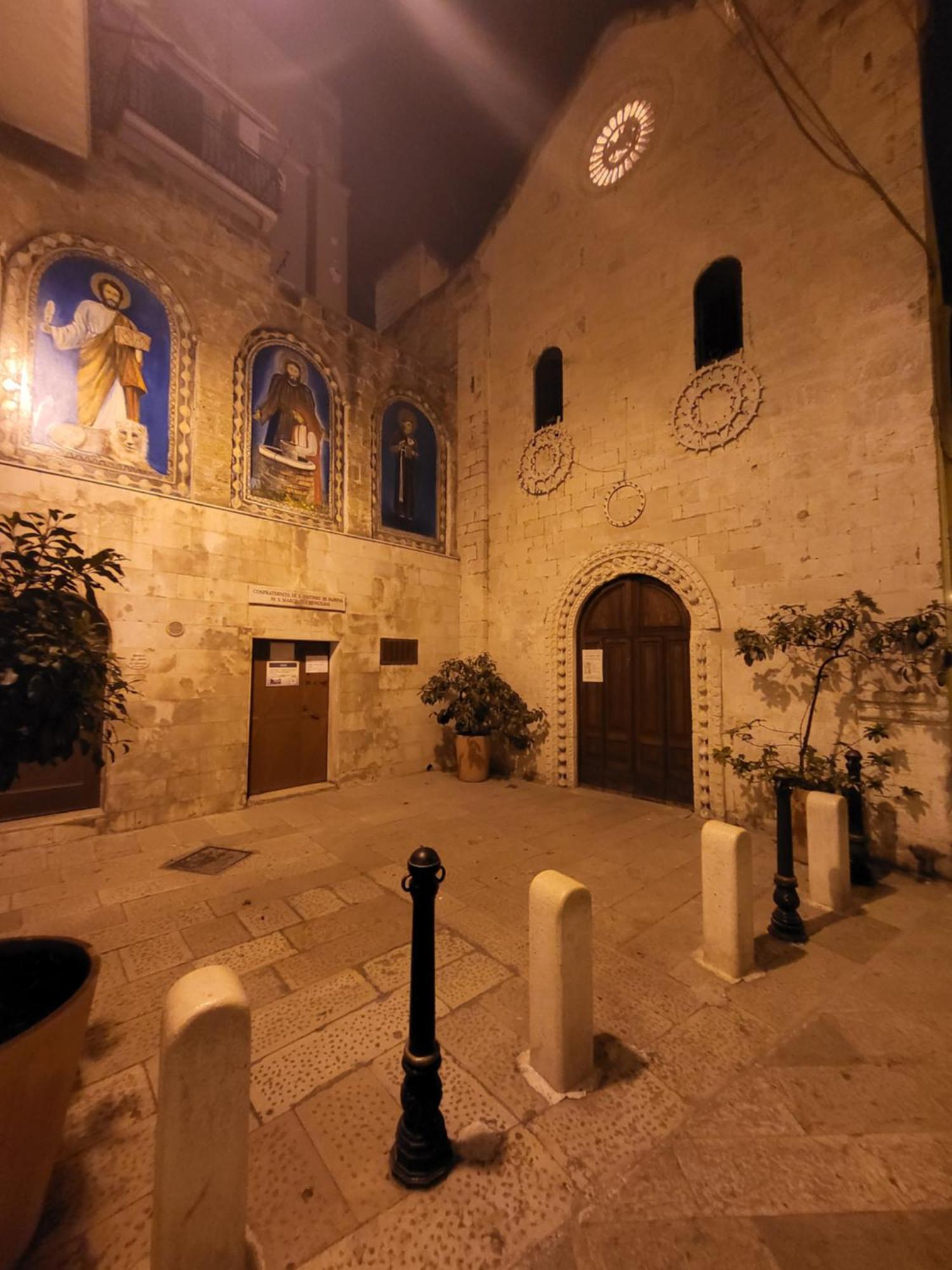 A Casa Di Nat E Jo Apartment Bari Exterior photo